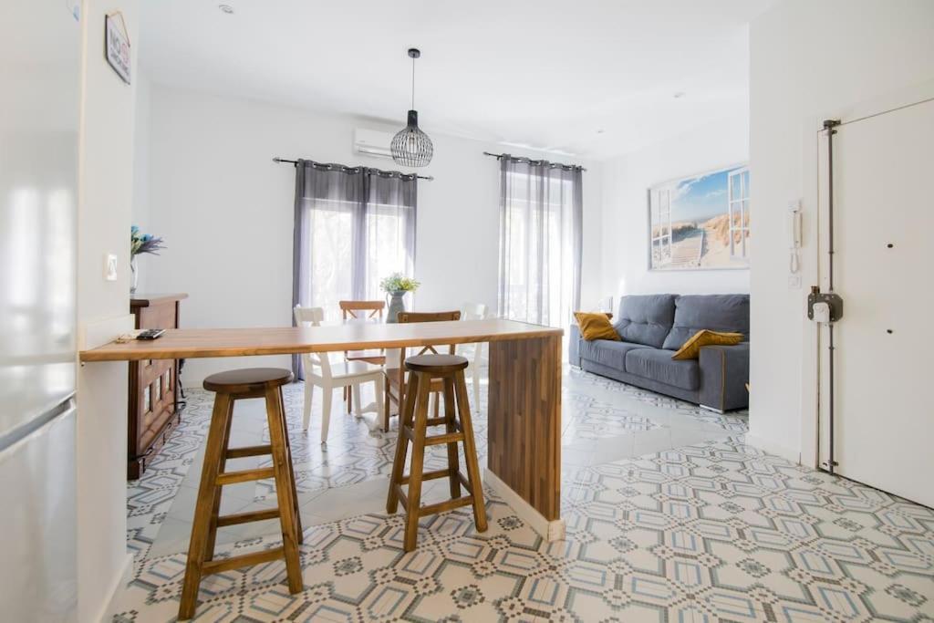 Cozy Flat In City Center Feel The Vibe Selfcheckin Valencia Exterior photo