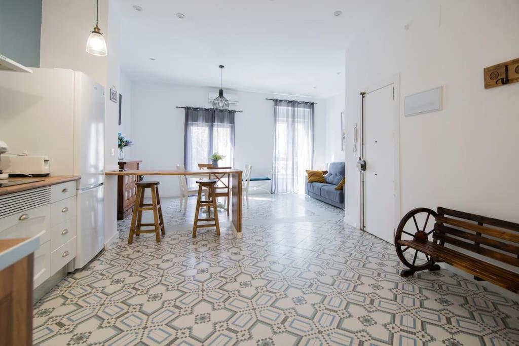 Cozy Flat In City Center Feel The Vibe Selfcheckin Valencia Exterior photo